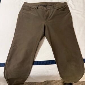 Lululemon ABC Slim-Fit 5 Pocket Pants Olive Green